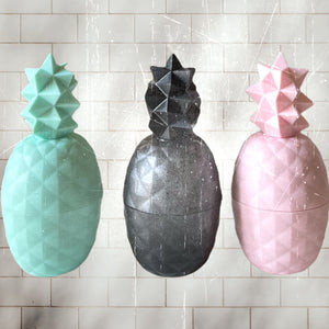 PINEAPPLE LIP BALM black